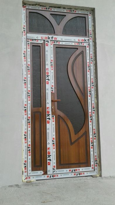 Akfa,Ekopen,Alutex.Steklyannie peregorodki 10mm