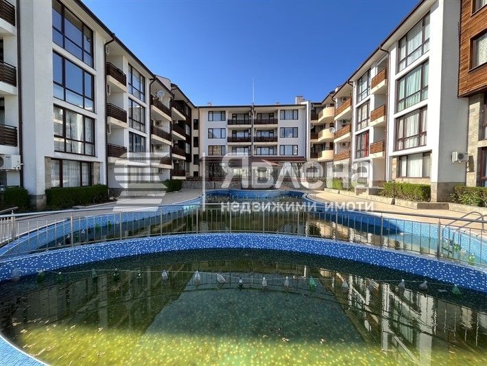 Продава се Двустаен апартамент в Несебър - 69 кв.м за 957 €/кв.м - Снимка #2