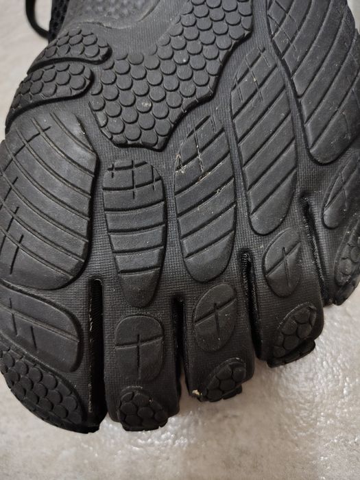 Pantofi Vibram Fivefingers 44