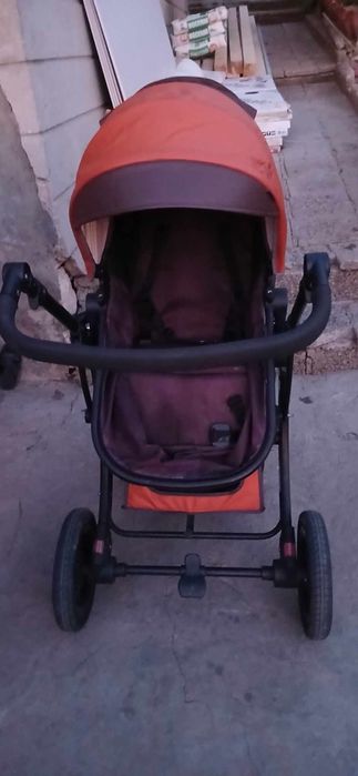 Продавам бебешка количка 2в1