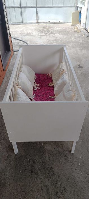 Продаю детскую кровать -манеж