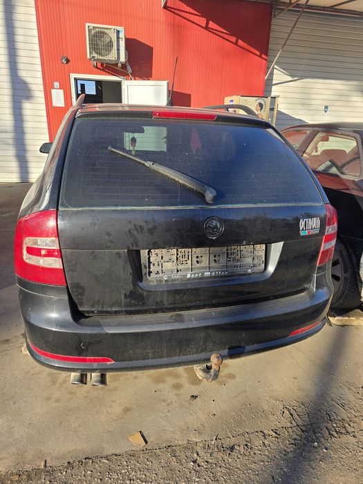 Шкода Октавия VRS 2.0 TFSI