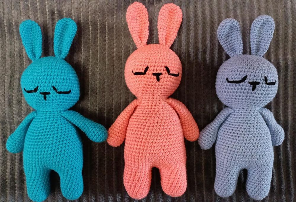 Зайчики ручная работа