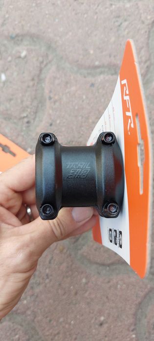 Pipa RFR 31.8mm  cu lungime de 45-55mm