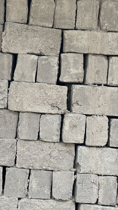 Хом гишт. Кирпич