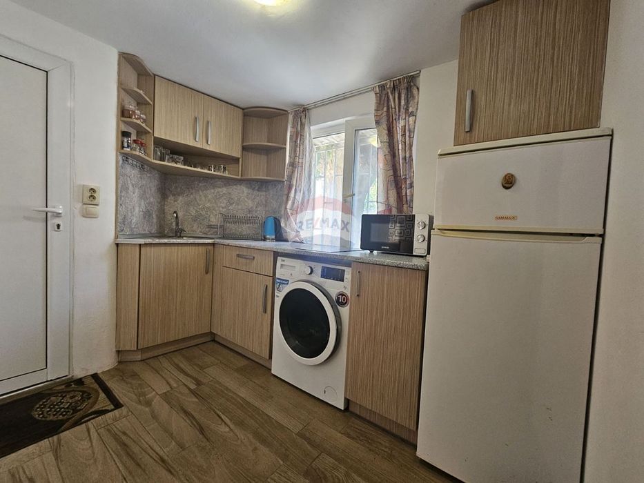 Дава се под наем Едностаен апартамент в Варна, Погреби - 40 кв.м за 255 € - Снимка #1