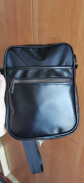 Лятна мъжка чанта