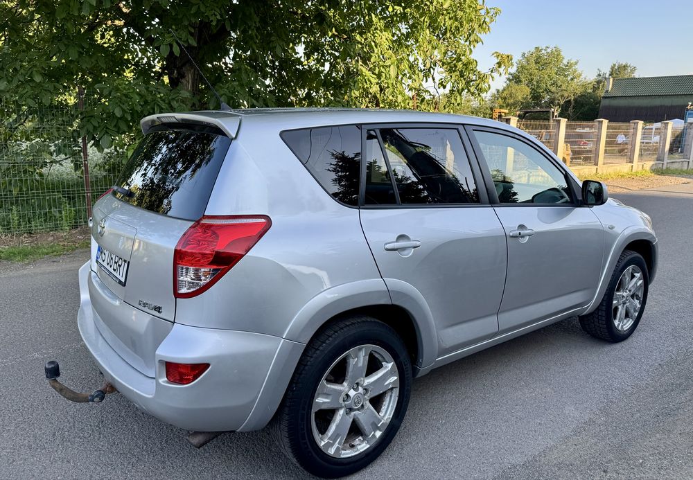 Toyota Rav 4 / 4 X 4