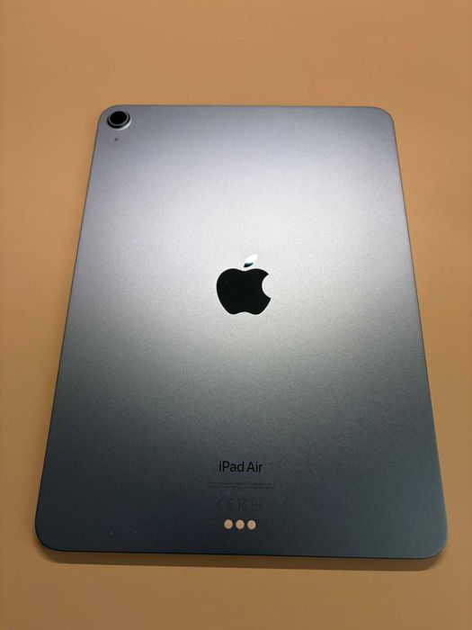 Ipad Air m1 WIFI 2022 albastru 64gb + Apple Pen 2nd gen