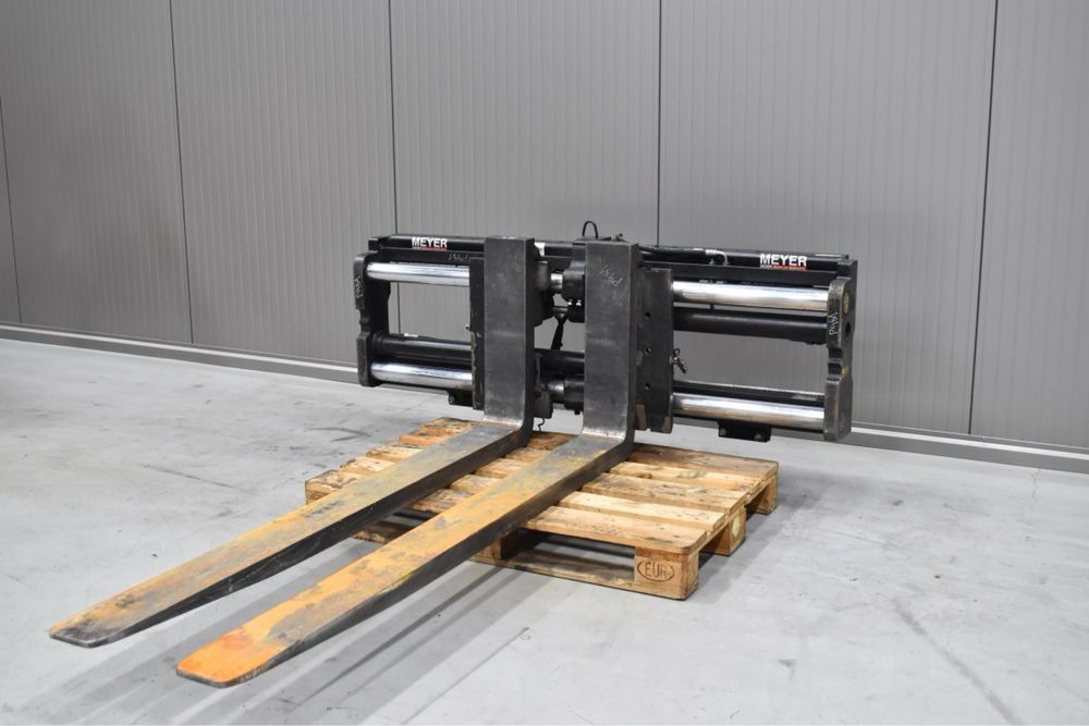 Piese stivuitor atasament stivuitor 5 t cu apropiere lame