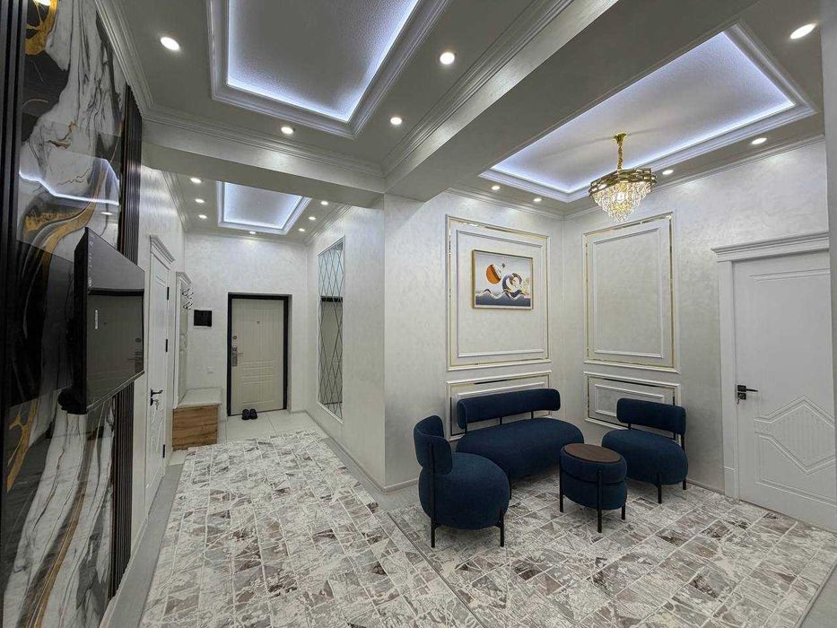 Продаётся 4х комнатная квартира имеется холл ВЫГОДНАЯ ЦЕНА УСПЕЙТЕ