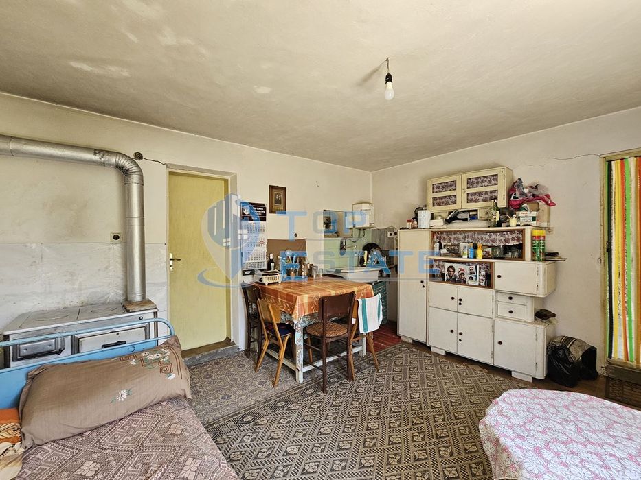 Продава се Къща в с. Буря, Област Габрово - 85 кв.м за 542 €/кв.м - Снимка #3