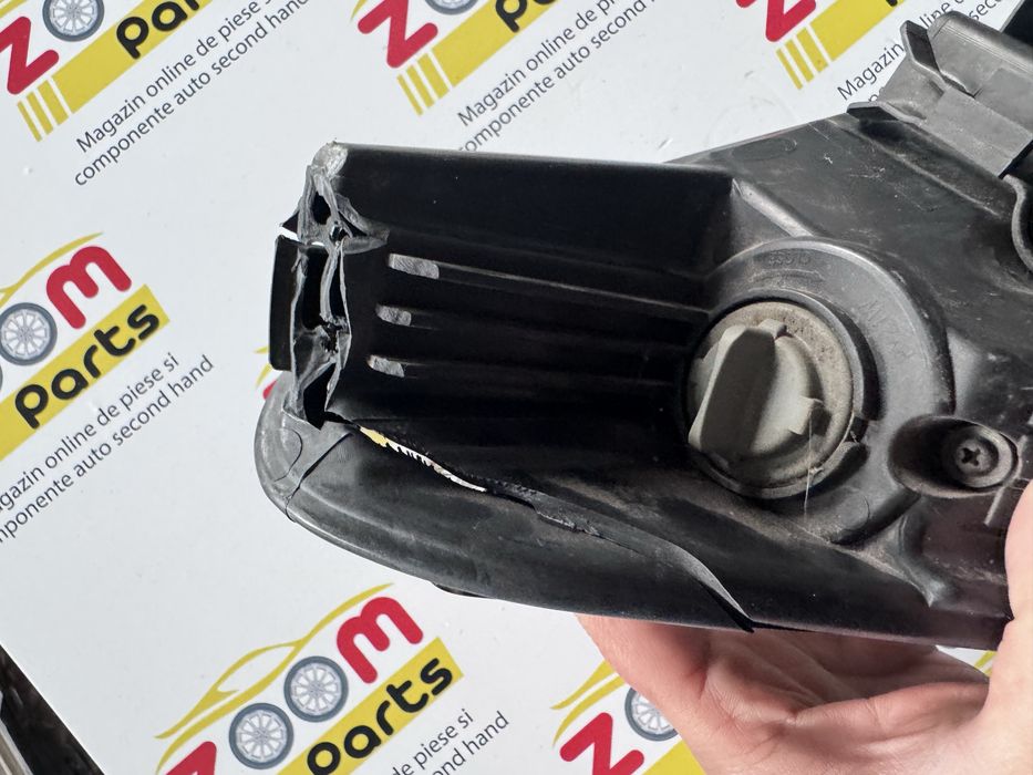 Far stanga Hyundai i20 facelift 2011-2014