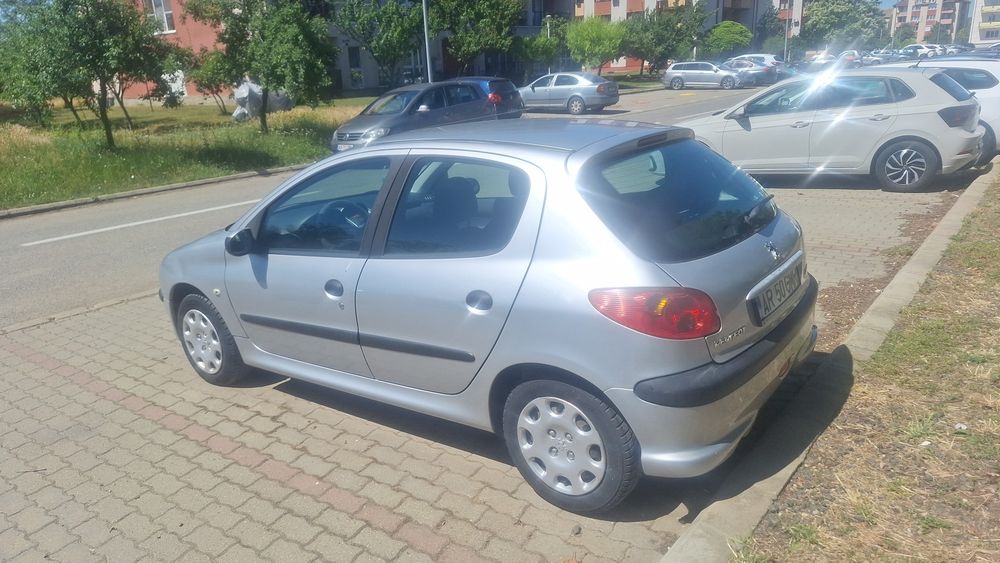 Vand Peugeot 206,benzina an 2007