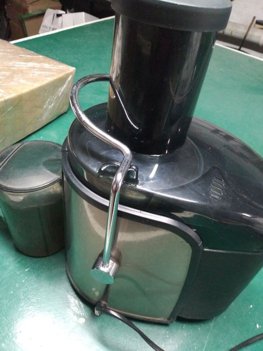 Соковыжималка б/у Скарлет