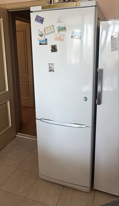Холодильник Indesit Индезит б/у