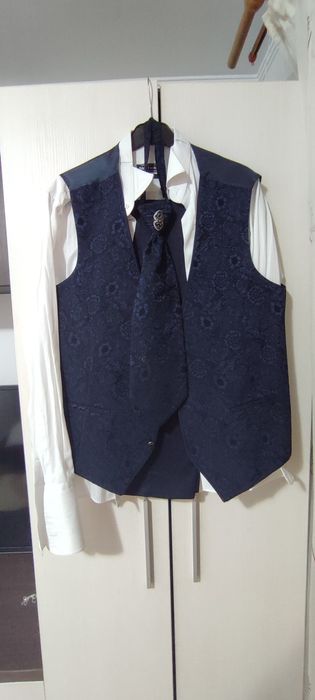 Vând costum nas, ginere, evenimente