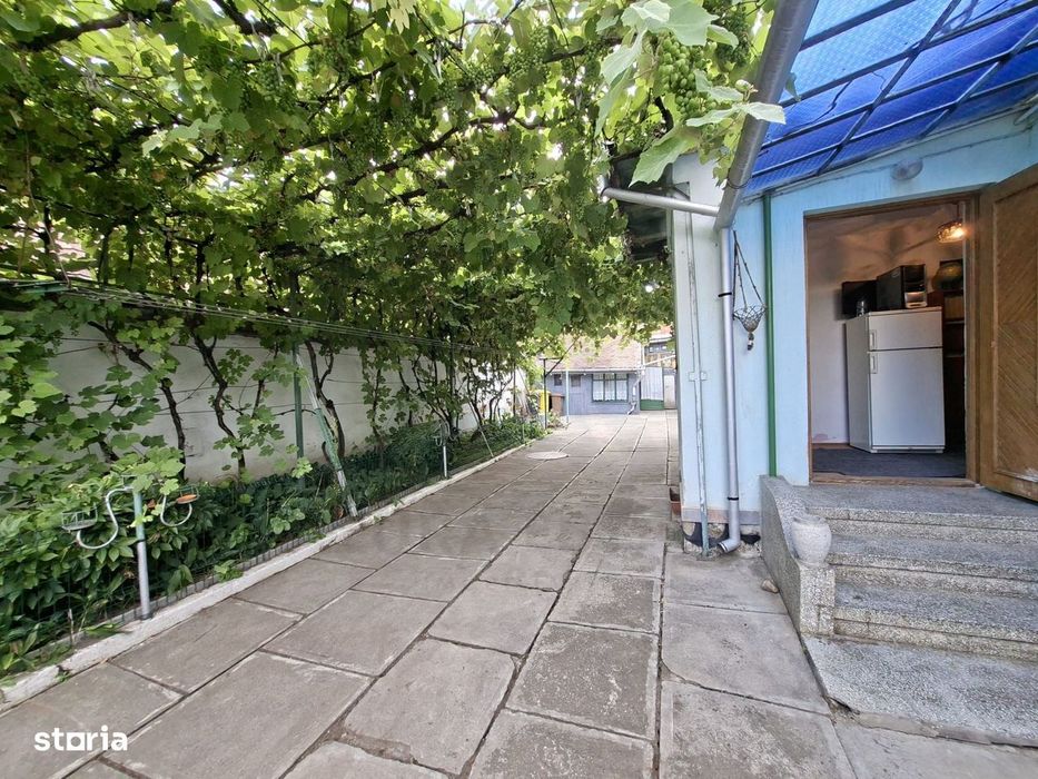 Casa individuala D+P+Pod teren 252 mp baie cu geam si curte in Sibiu