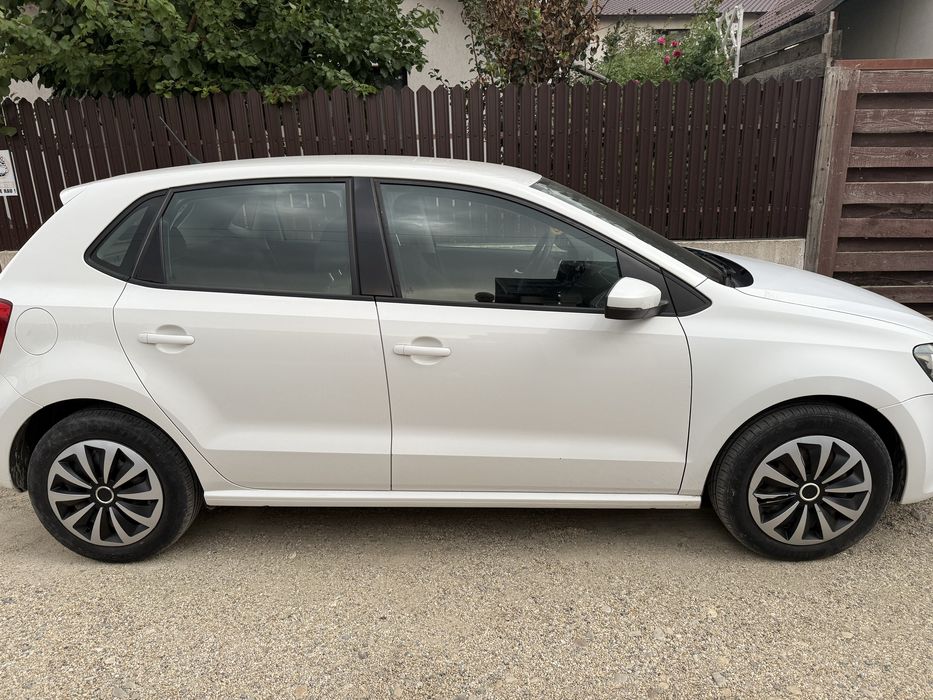 De vânzare Volkswagen Polo 6R!