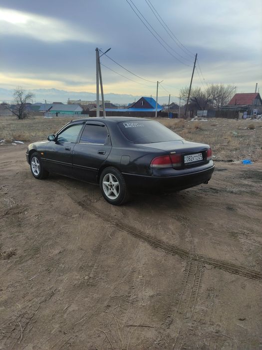 Продам Мазду Кронос