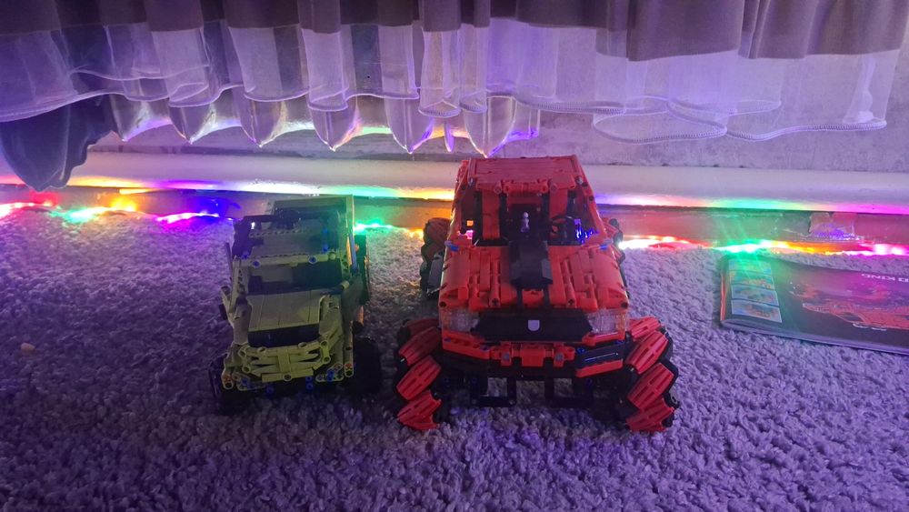 Продам этот лего новый