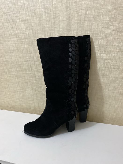 Сапоги женские.