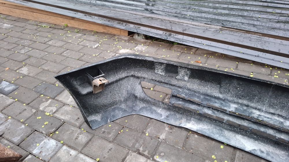 Бампера на мерседес 124