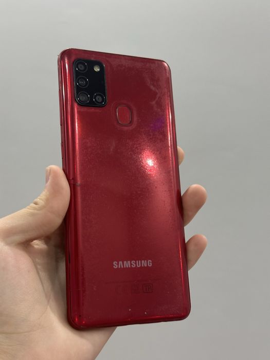 Продаю телефоны.