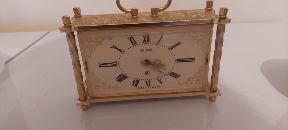 Часы настольные времен СССР
