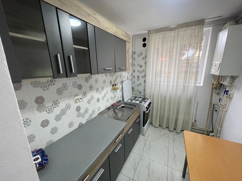 Inchiriez apartament cu 2 camere in Campia Turzii