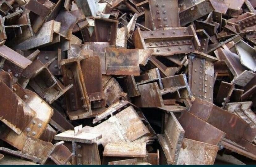 Makalatura Maklatura Makulatura Metallom temir oq qog’oz kitob jurnal