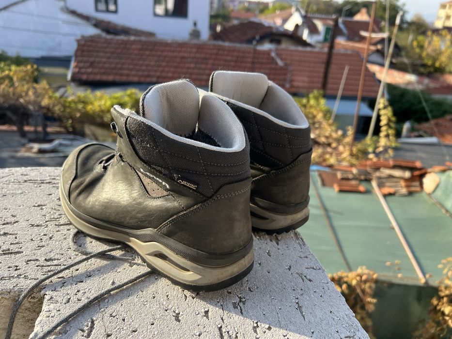 Lowa Gore-Tex 41 1/2 Mid