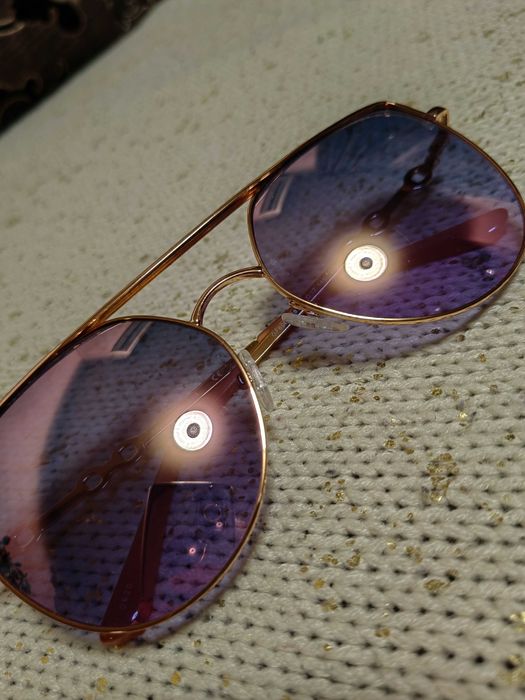 Оригинални дамски слънчеви очила  Guess