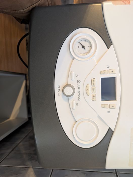 Centrală termică pe gaz Ariston