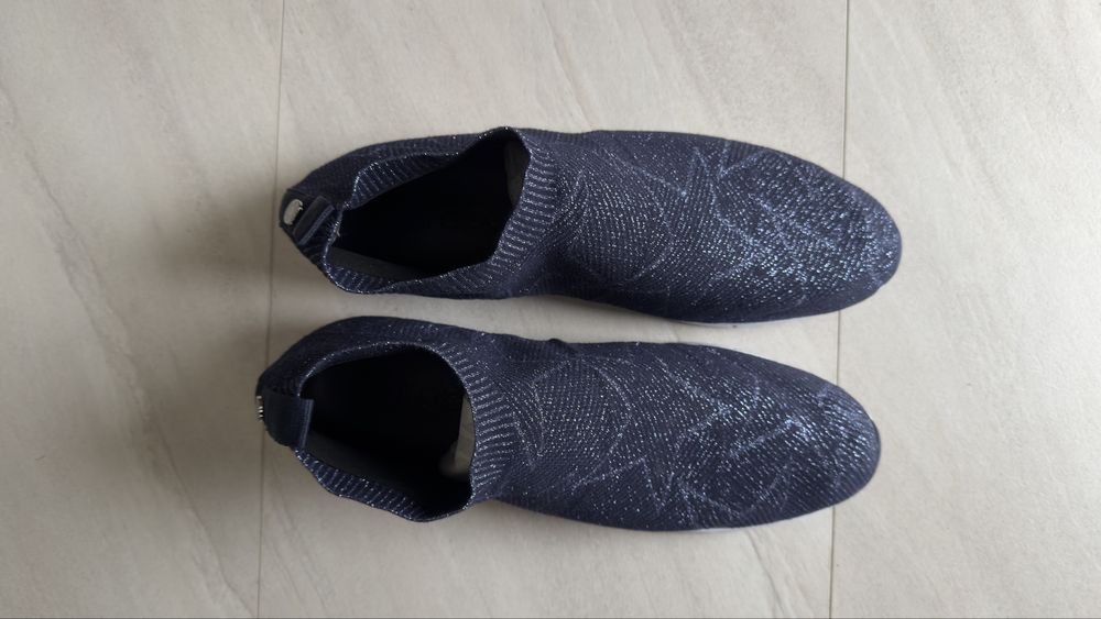 Елегантни спортни обувки JIMMY CHOO EU 45