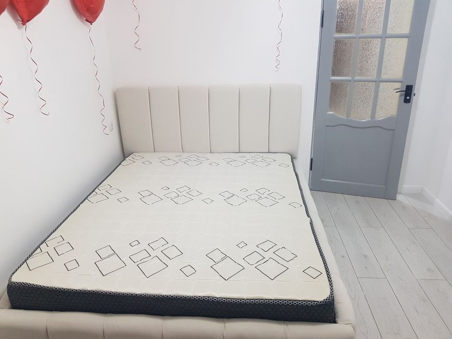 Продам кровать двуспальную