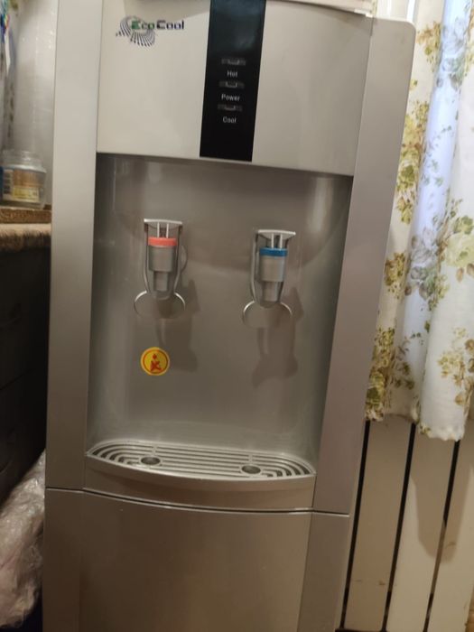 Продам диспенсер