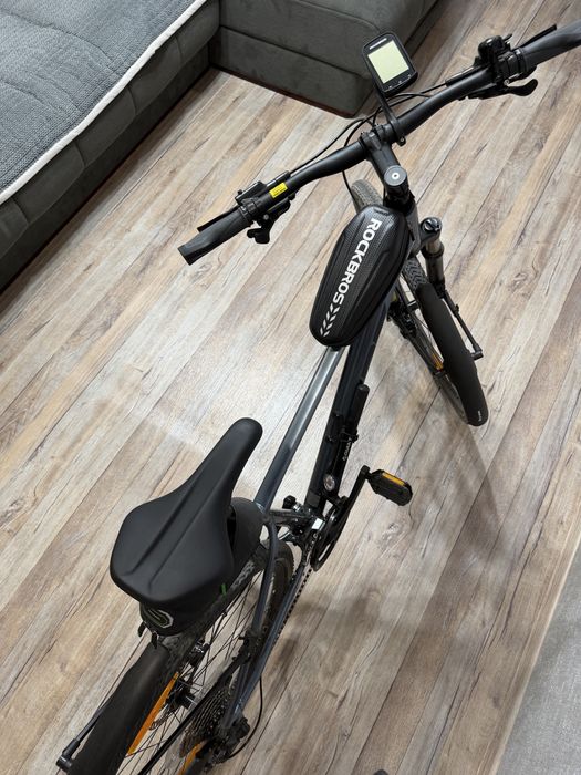 Продам велосипед GIANT ROAM 1