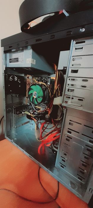 Компьютер срочна сотилади