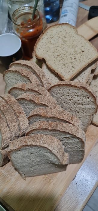 Paine fara gluten din faina de seminte