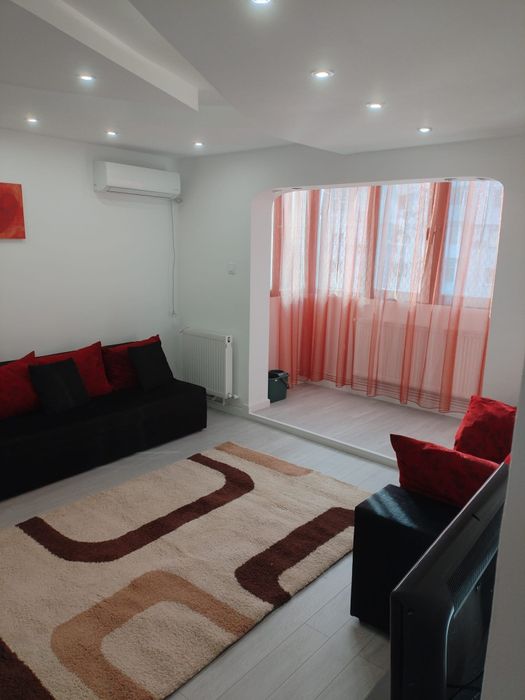 Inchiriez apartament