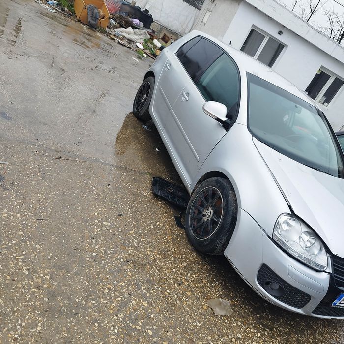 Golf 4 pentru piese