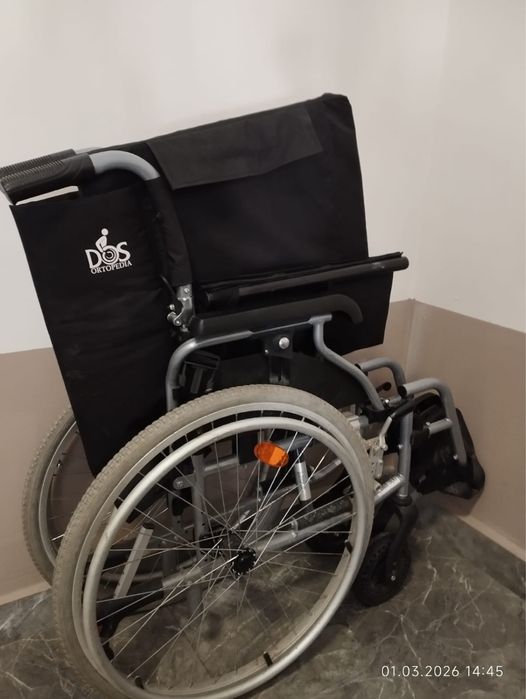 Продам инвалидную коляску