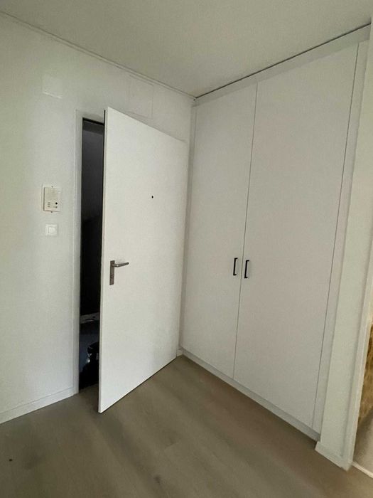 Дава се под наем Двустаен апартамент в София, Център - 55 кв.м за 397.8 € - Снимка #3