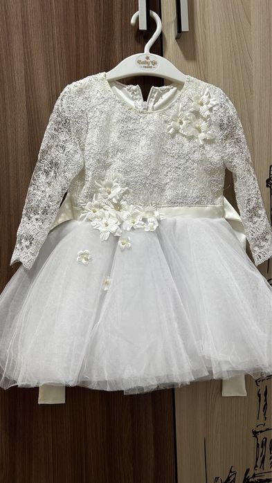 Платья бальные новые срочно.