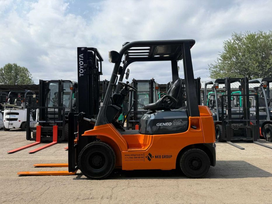 Вилочный Погрузчик Тойота ( Кара)