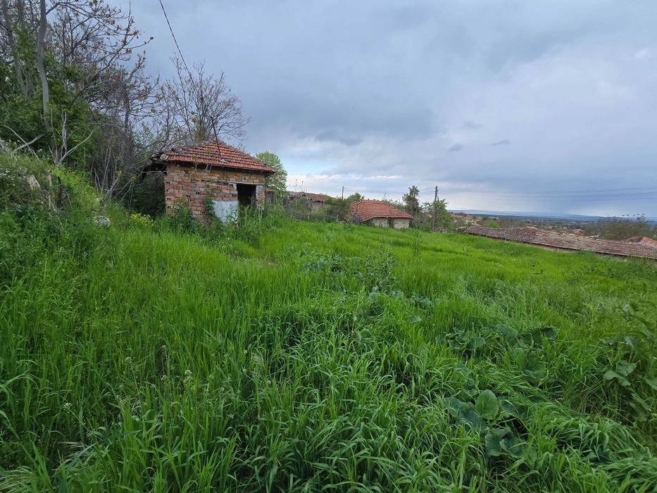 Парцел в село Самоводене