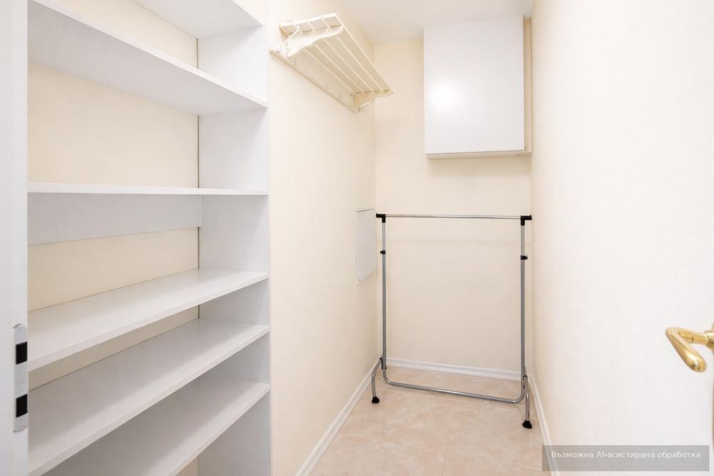 Двустаен апартамент в ж.к. Банишора