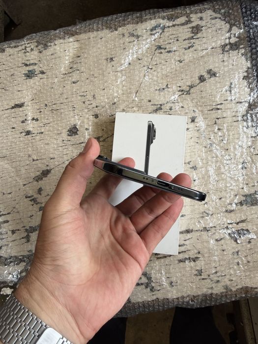 iphone air pamit 256g yomkost 99 holati yahwi oqip tel qlila