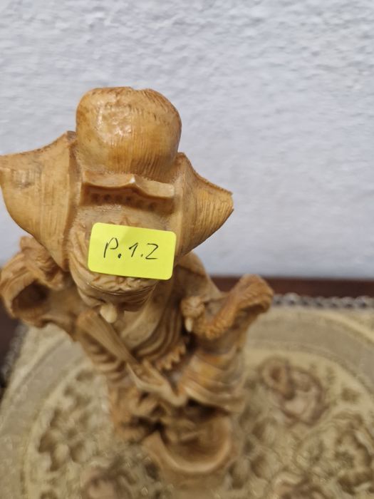 Красива японска фигура гейша